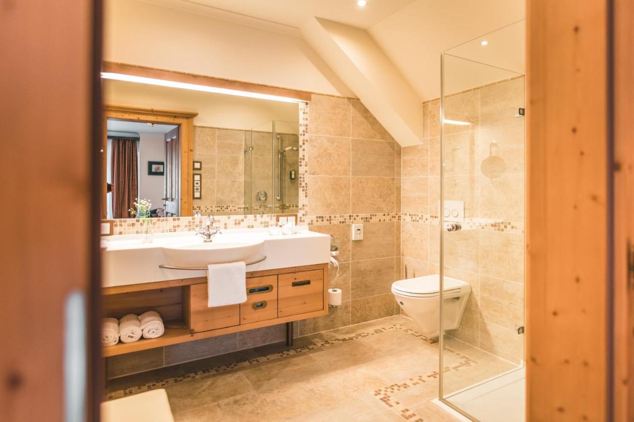 Das Salvator Iris Porsche Landhotel Фризах Екстериор снимка